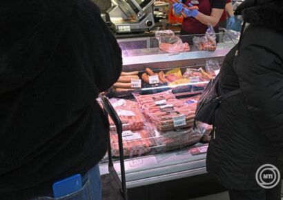 A nyugdíjasok külön kártyát kapnak majd az áfa-visszatérítés érvényesítéséhez