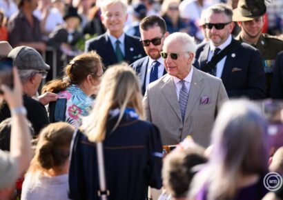 Elhalasztották a brit uralkodó programjait daganatos betegsége kezelésének mellékhatásai miatt