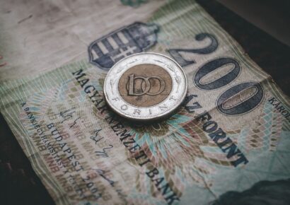 Robbanásszerű digitalizáció: Már a bankba sem kell bemenni hitelért