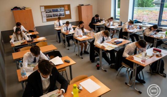 A magyar nyelv és irodalom írásbeli vizsgáival kezdődik jövő hétfőn az érettségi