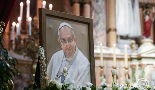 Ferenc pápa halála: A magyar püspökök misét mutattak be az egyházfőért