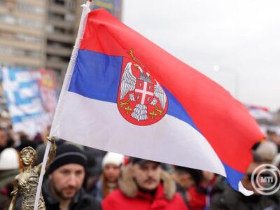 Folytatják a szerbiai és a vajdasági közszolgálati média épületének lezárását a tiltakozó egyetemisták