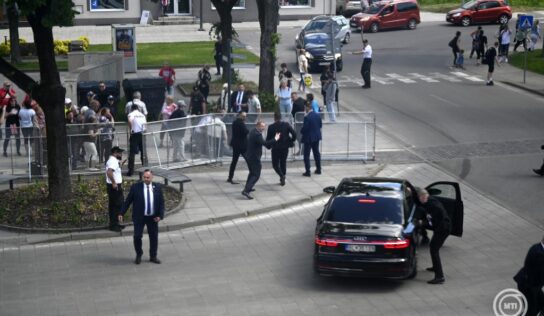 Fico elleni merénylet: A gyűlölködés száműzésére szólítottak fel szlovák politikusok a merénylet évfordulóján