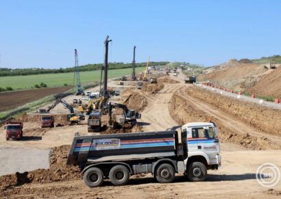 Megvan az időpont! Október 31-re elkészül az M30-as autópálya