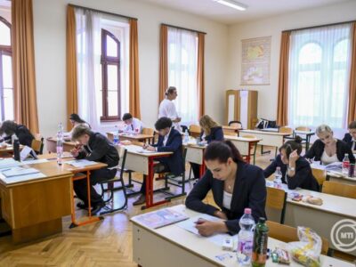 Érettségi – Megkezdődtek a történelem írásbeli vizsgák