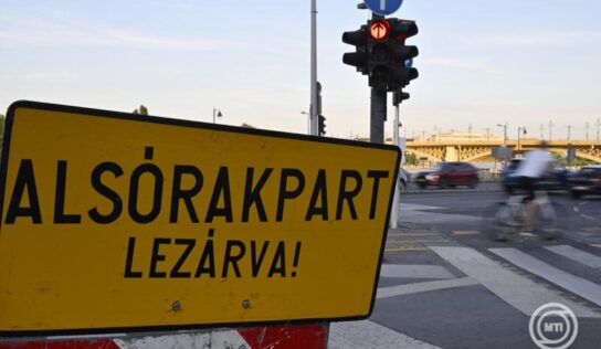 A pünkösdi hosszú hétvégén is autómentes lesz a pesti alsó rakpart