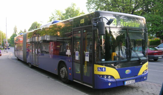 Ingyenes lesz a közösségi közlekedés a 14 éven aluliaknak Miskolcon