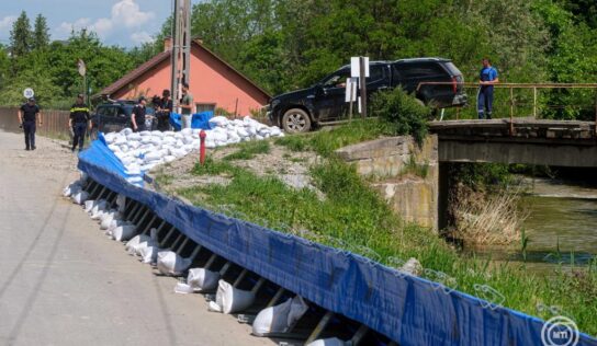 Parajd: Az SZTE mérései szerint határérték körüli volt a sóterhelés a Maros magyarországi szakaszán