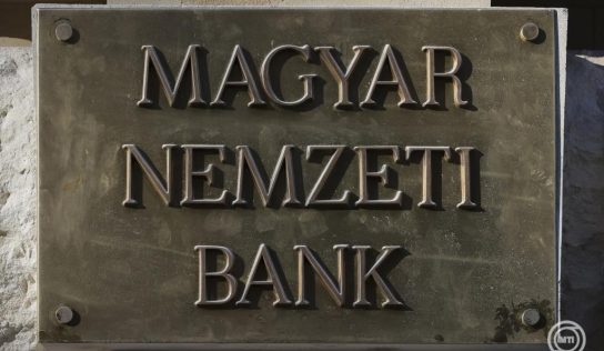 A jegybank nevével visszaélő telefonos csalókra figyelmeztet az MNB