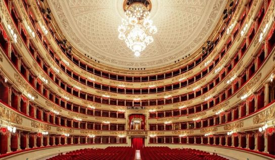 A Scala milánói operaház kitiltja a trikóban vagy rövidnadrágban érkező nézőket