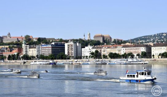 A vízirendészet a Duna alacsony vízállásának veszélyeire figyelmeztet