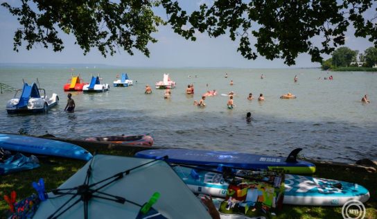 A héten indul a NAV ellenőrzéssorozata a Balatonnál és a Velencei-tónál