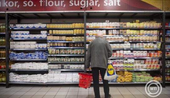 Szeptember 1. és október 15. között kézbesítik az élelmiszer-utalványt a nyugdíjasoknak