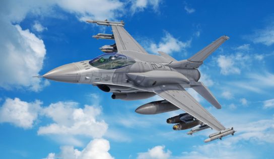 Lengyelországban lezuhant egy F-16-os repülőgép, a pilóta meghalt