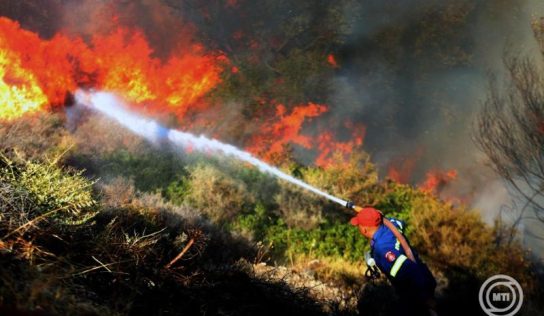 Tűz pusztít több nyugat-balkáni országban