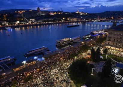 Több mint 12 tonna hulladékot szállítottak el a tűzijáték után