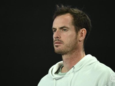 Murray ütője 24 millió forintot ért