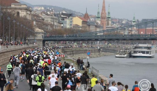 Útlezárások lesznek Budapesten a vasárnapi futóverseny miatt