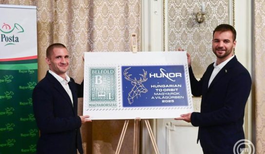 A HUNOR Magyar Űrhajós Program tiszteletére bocsátott ki bélyeget a Magyar Posta