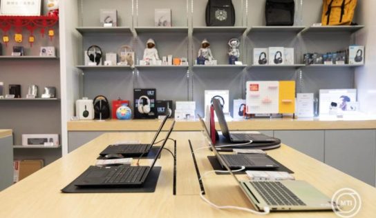 220 ingyen laptop várja az iskolákat, szeptember végéig lehet pályázni