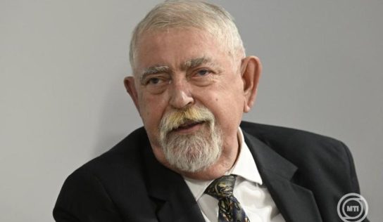 Elhunyt Kásler Miklós egyetemi tanár