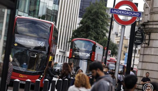 A jövőben csak digitális személyi igazolvánnyal lehet munkát vállalni Nagy-Britanniában