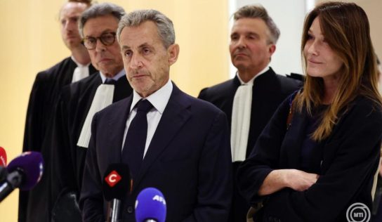 Öt év börtönbüntetésre ítélték Nicolas Sarkozyt törvénytelen kampányfinanszírozás miatt