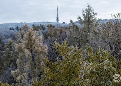 Felhős, az átlagosnál hidegebb idő várható erős széllel a héten