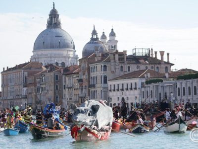 Április harmadikától ismét fizetős lesz a belépés Velencébe