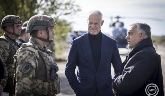 Orbán Viktor hadgyakorlaton vett részt