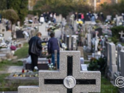 Halottak napja – Polgárőrök is segítik a biztonságos emlékezést a temetőkben