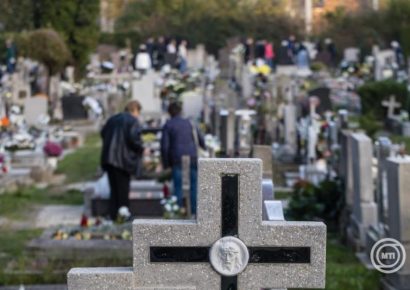 Halottak napja – Polgárőrök is segítik a biztonságos emlékezést a temetőkben
