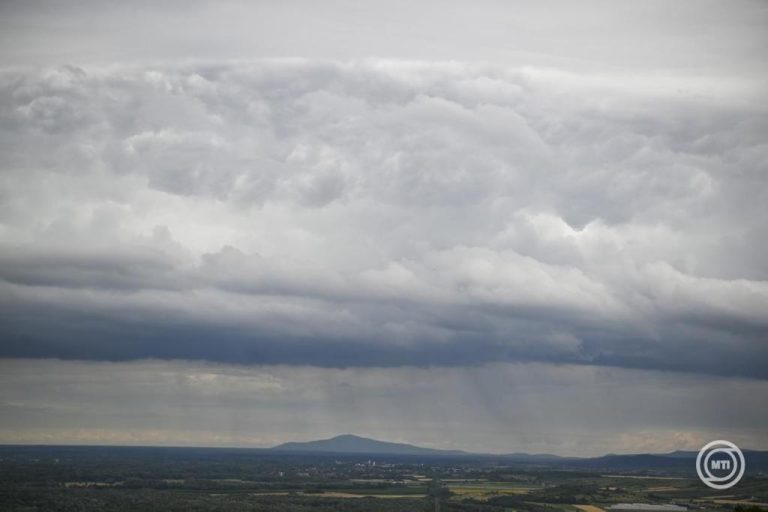 Felhős, esős idő várható a hétvégén