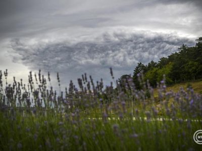 Lehűlés érkezik erős széllel és esővel a hét elején