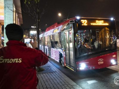 Pénteken indul a BKV ünnepi fényflottája