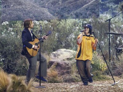 Lehullt a lepel! James Cameron a tavasztól látható Billie Eilish-koncertfilm rendezője