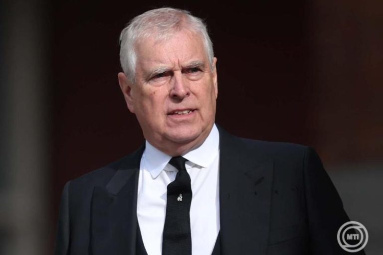 Hivatalosan is bejelentették, hogy a brit uralkodó megvonta testvérétől a hercegi címet