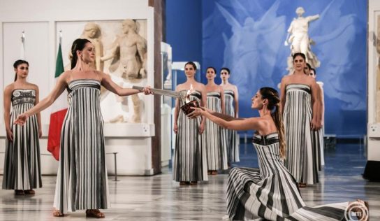 Milánó 2026 – Fellobbant a láng Olümpiában