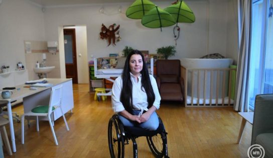 Hajrá Tete! – Dokumentumfilm készült a paralimpiai bajnok úszóról, Illés Fanniról