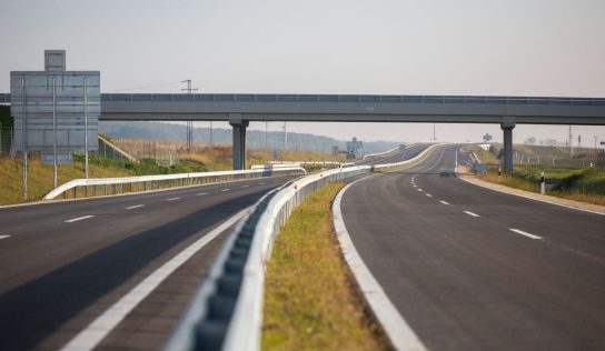 Péntek éjjel az M5-ös autópályán Soroksárnál leállítják a forgalmat