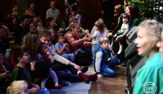 Elérhetők az édesanyáknak és a családoknak járó kedvezményekről szóló adóelőleg-nyilatkozatok